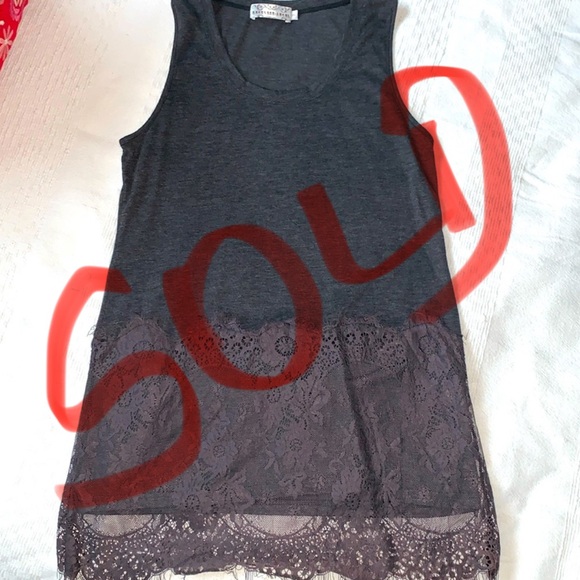 💥 Reckless Angel tank top with lace at bottom - Picture 1 of 10